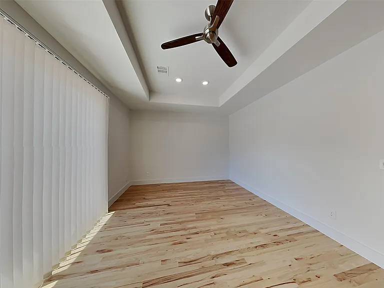 2343 Vagas St — Photo 21