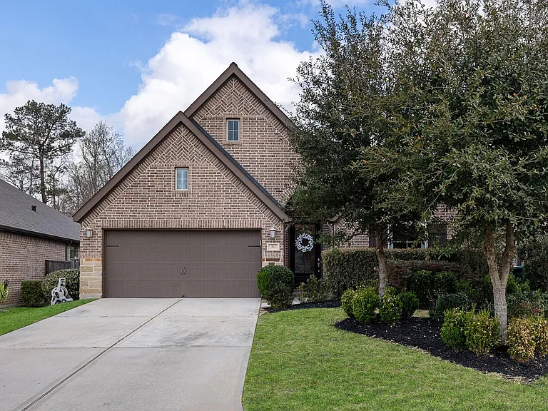 357 Capriccio Ln — Photo 2