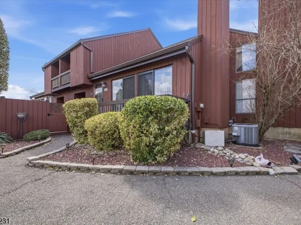 26 Bloomingdale Dr BLDG 26 #1C, Hillsborough Twp., NJ 08844