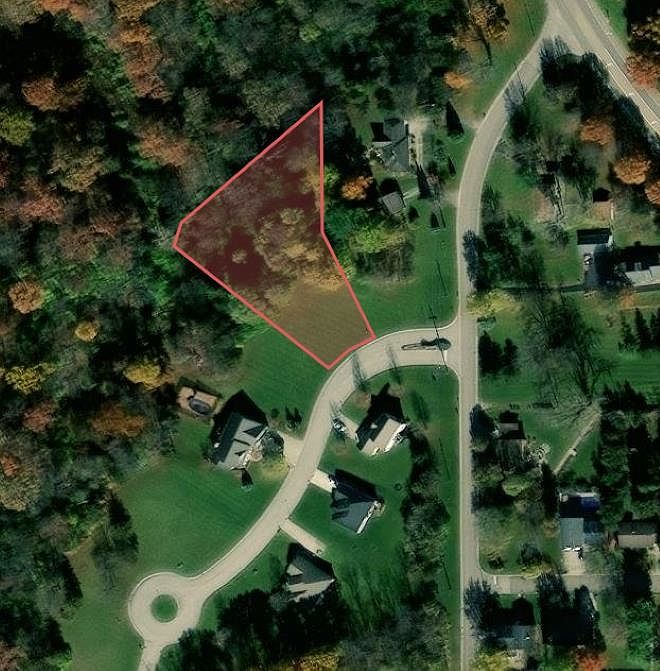 1st image of 12 Hidden Grove Ln