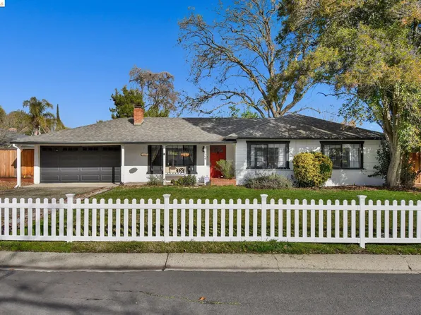 1024 Picadilly Ct, Concord, CA 94518