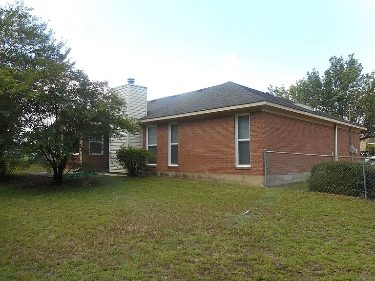 3010 Miranda Rd — Photo 19