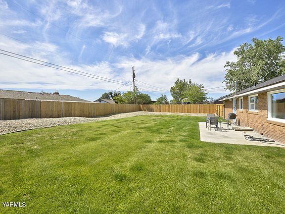 Fenced Back Yard