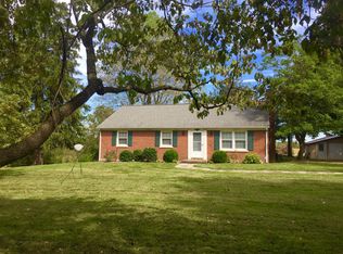 1520 Evans Mill Rd, Lexington, KY 40515