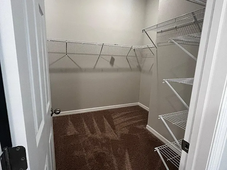 4904 Mainsail St — Photo 18