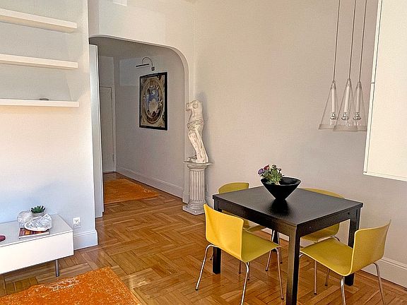 2nd image of 107 W 82nd St APT 1B