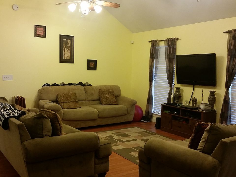 2nd image of 2621 N 7th St