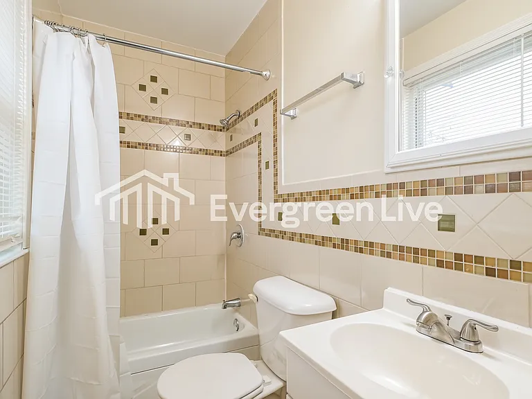 1436 Oliveto Ln — Photo 9