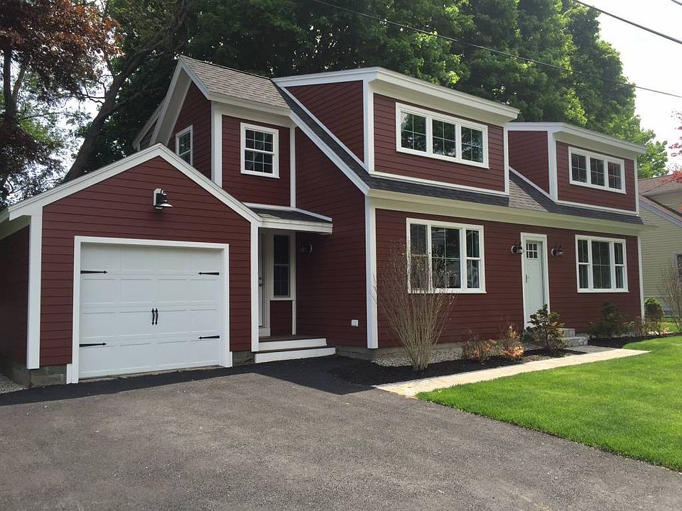 1st image of 5 Carlton Dr