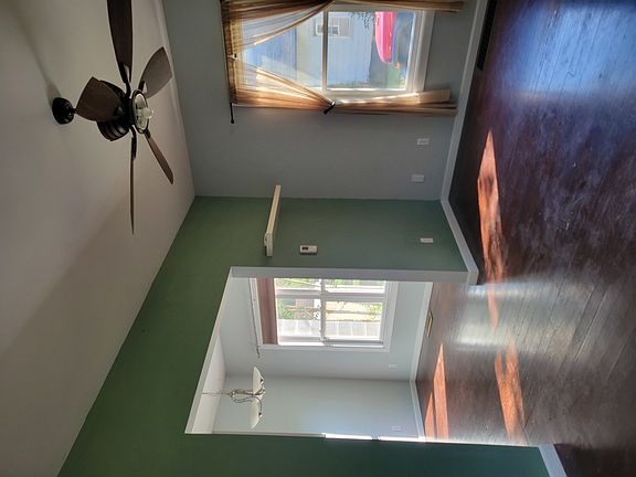 5th image of 210 SE Front St