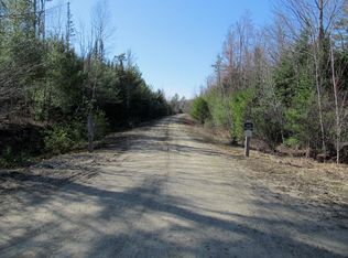 53 Gms Ln, Dixfield, ME 04224