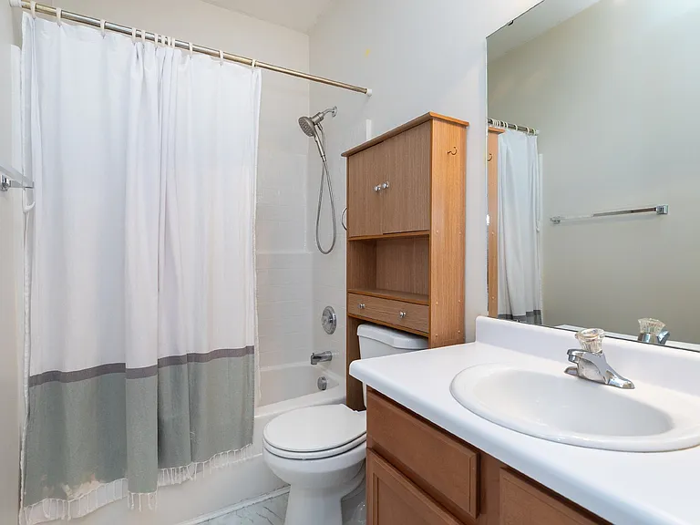 412 Cline Falls Dr — Photo 23
