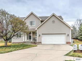 6911 S 159th Cir, Omaha, NE 68136