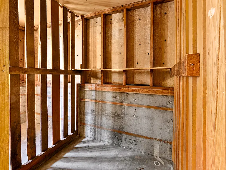 Additional storage locker available to rent.