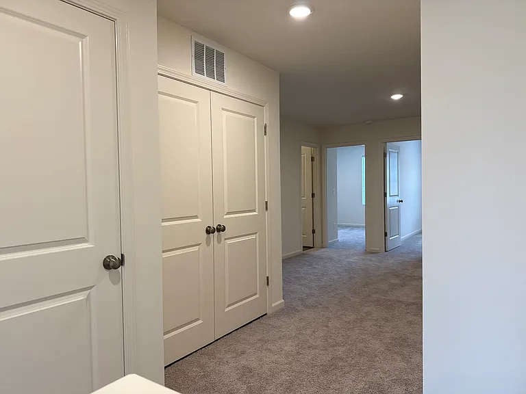 2445 Brookville Dr #B — Photo 14