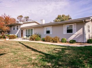 409 Hillcrest Dr, Ravenswood, WV 26164