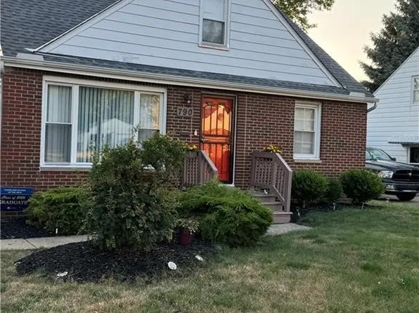 790 E 266th St, Euclid, OH 44132