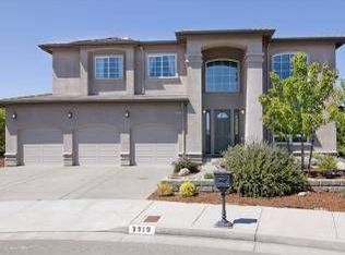 3919 Heathfield Pl, Santa Rosa, CA 95404
