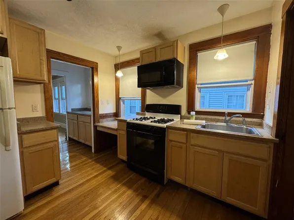14 Irvington Rd, Somerville, MA
