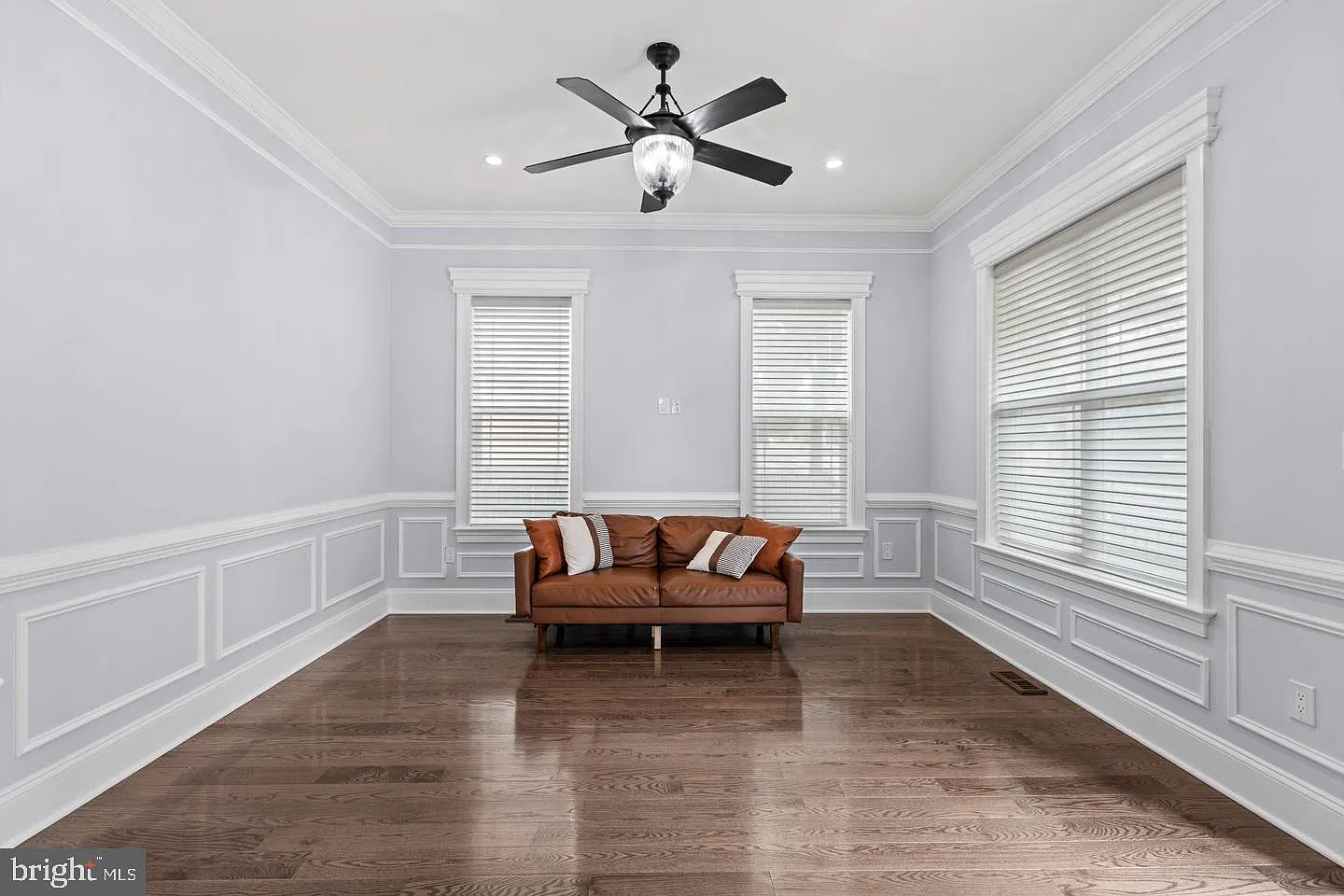6 bed, 6.5 bath, 2968 sqft, $7,500 — Photo 2