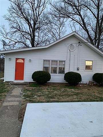 1st image of 2539 S 53rd St