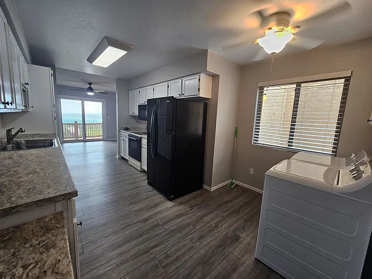 3437 Trenary Ln — Photo 8