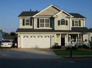 102 Feldspar Ln, Greer, SC 29650