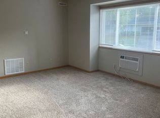 225 Ash St #18, Carlisle, IA 50047