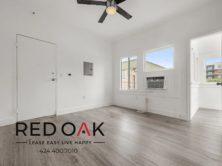 2255 W 14th St #310 — Photo 8
