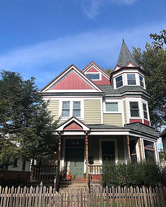 699 Hague House 