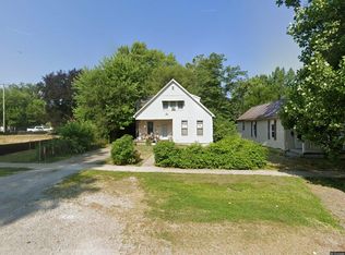 1307 N Ledlie Ave, Springfield, IL 62702