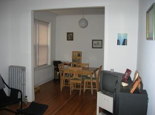 1824 W Berteau Ave APT 2, Chicago, IL 60613