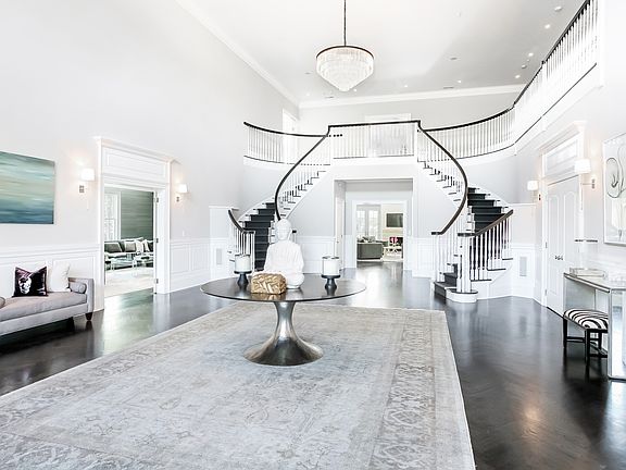 1 Sarosca Farm Lane