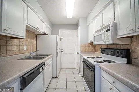 1 bed, 1.0 bath, 1377 sqft, $1,250 — Photo 2