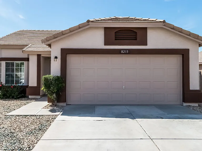 8213 W Papago St — Photo 1