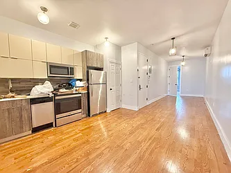 1817 Bleecker Street, #3L