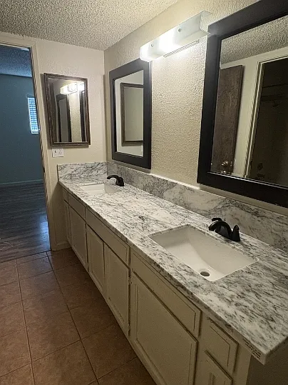 1250 E Shaw Ave #136 — Photo 9