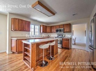 1644 Royal Oak Dr, Sewickley, PA