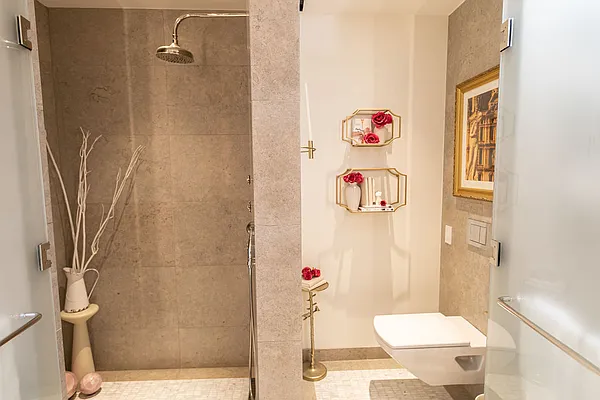 Rented by Oxford Property Group | media 11