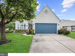 142 Indigo Dr, Mount Laurel, NJ 08054