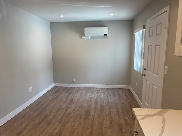 2530 Oceanside Blvd #1 — Photo 2