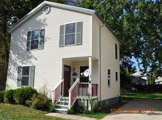 547 Isbell St, Lansing, MI 48910