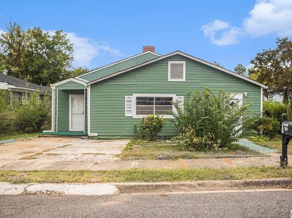 505 64th St, Fairfield, AL 35064