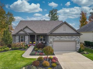 160 Brighton Dr, Aurora, OH 44202