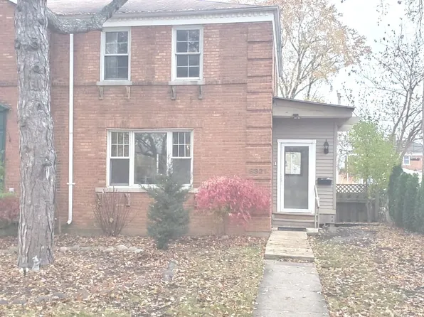 2 Bedroom Homes for Sale in Skokie IL