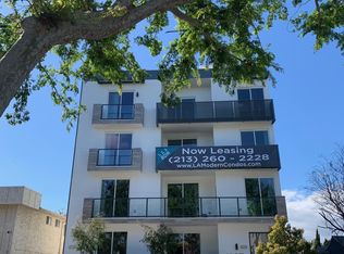 1127 S Spaulding Ave #Penthouse 1, Los Angeles, CA 90019