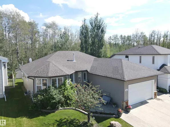 3512 45th St, Drayton Valley, AB T7A 1W3