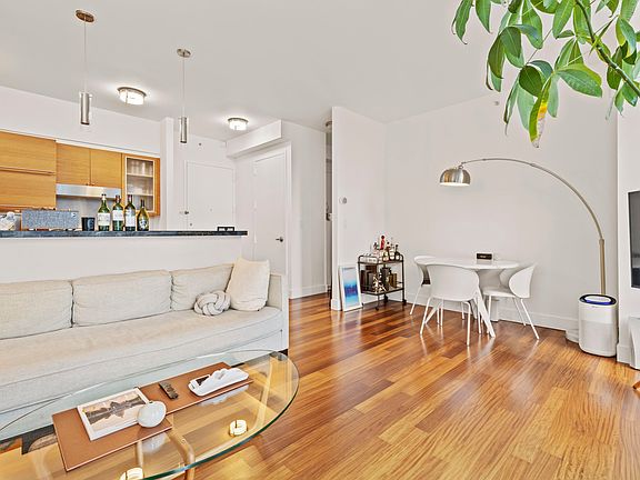 5th image of 10 W End Ave APT 9E