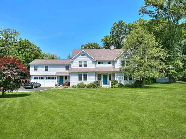 16 Gault Park Drive, Westport, CT 06880