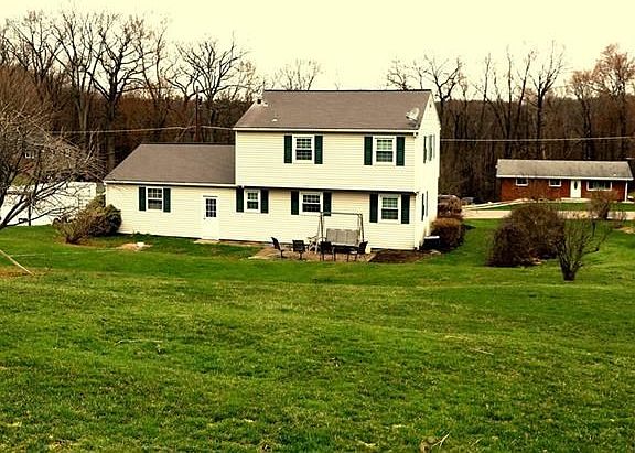 3rd image of 115 Covewood Dr